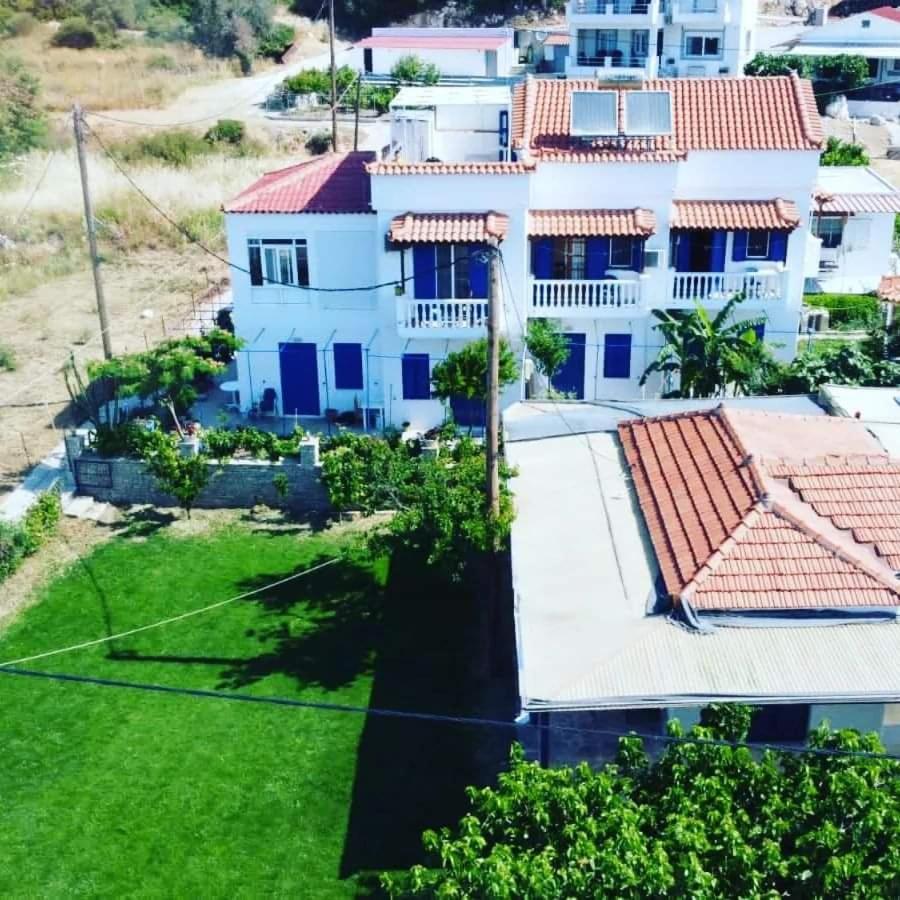 Jenny Apartments Karlovassi Exterior foto